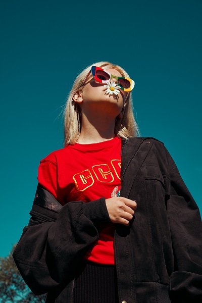 High Fashion zugänglich machen: Der Einfluss von Prominenten Bild oben unsplash.com, Katsiaryna Endruszkiewicz High Fashion zugänglich machen: Der Einfluss von Prominenten Bild oben unsplash.com, Katsiaryna Endruszkiewicz